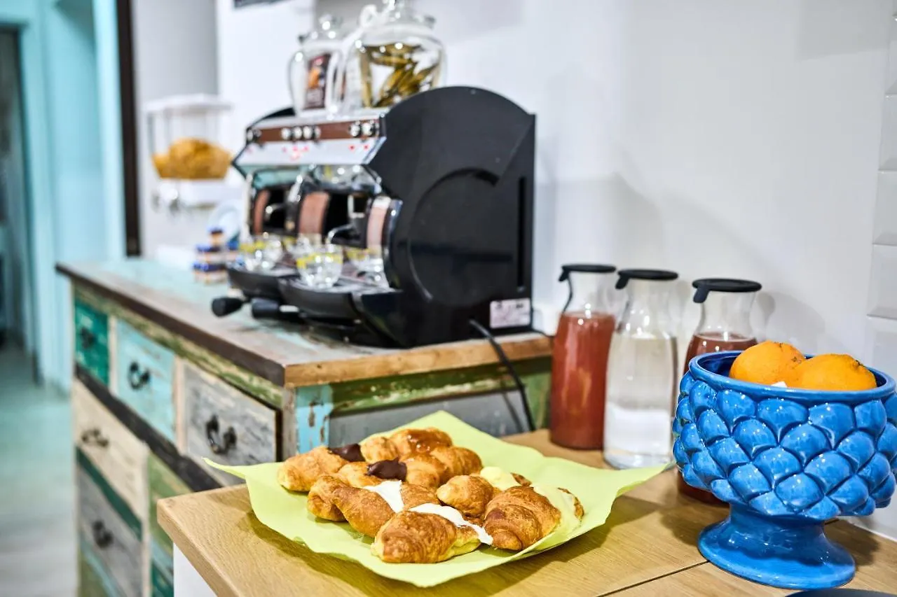 Mercede Rooms Палермо Гостевой дом
